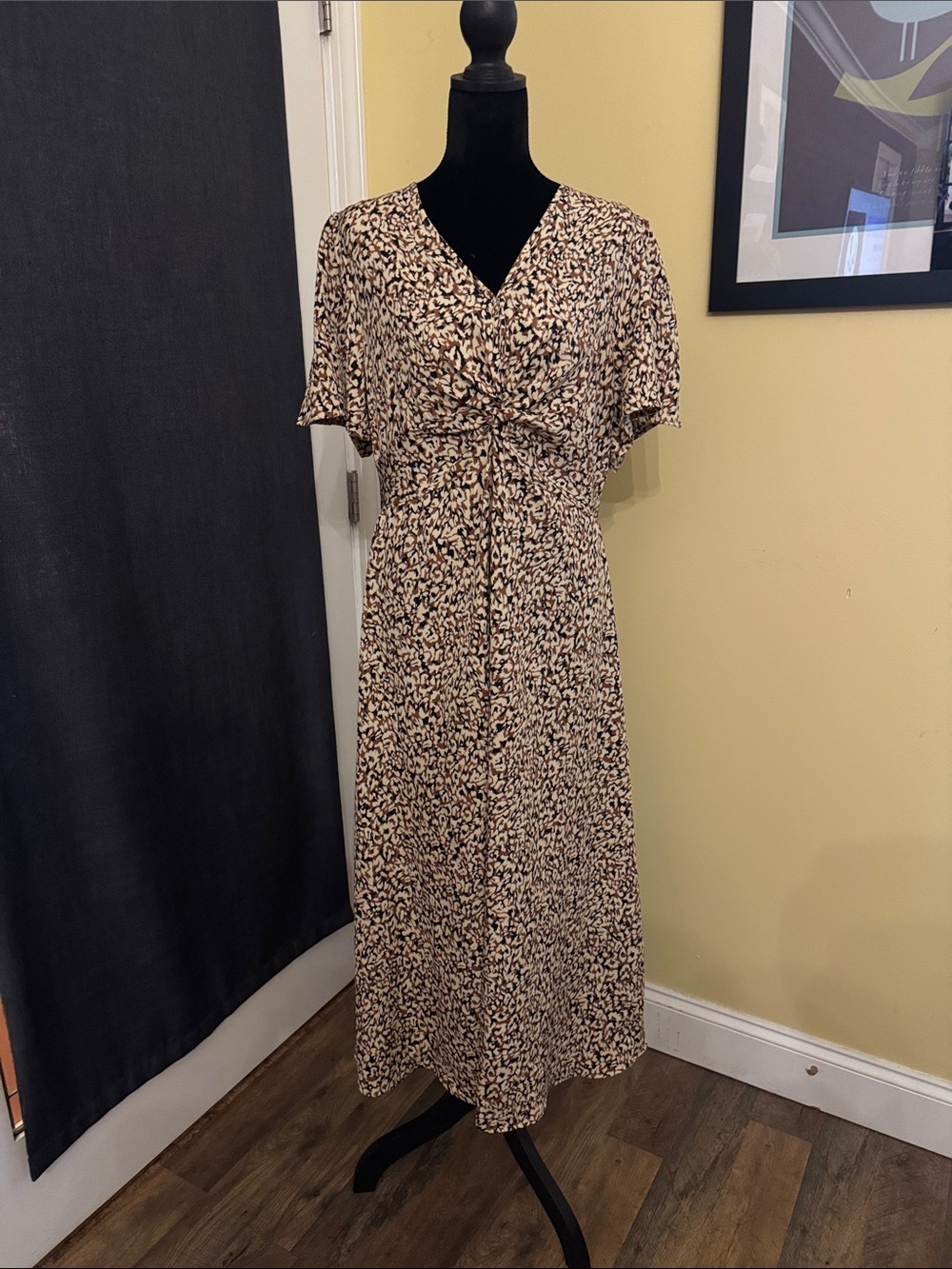 SHEIN Beige and Black Printed Maxi Dress